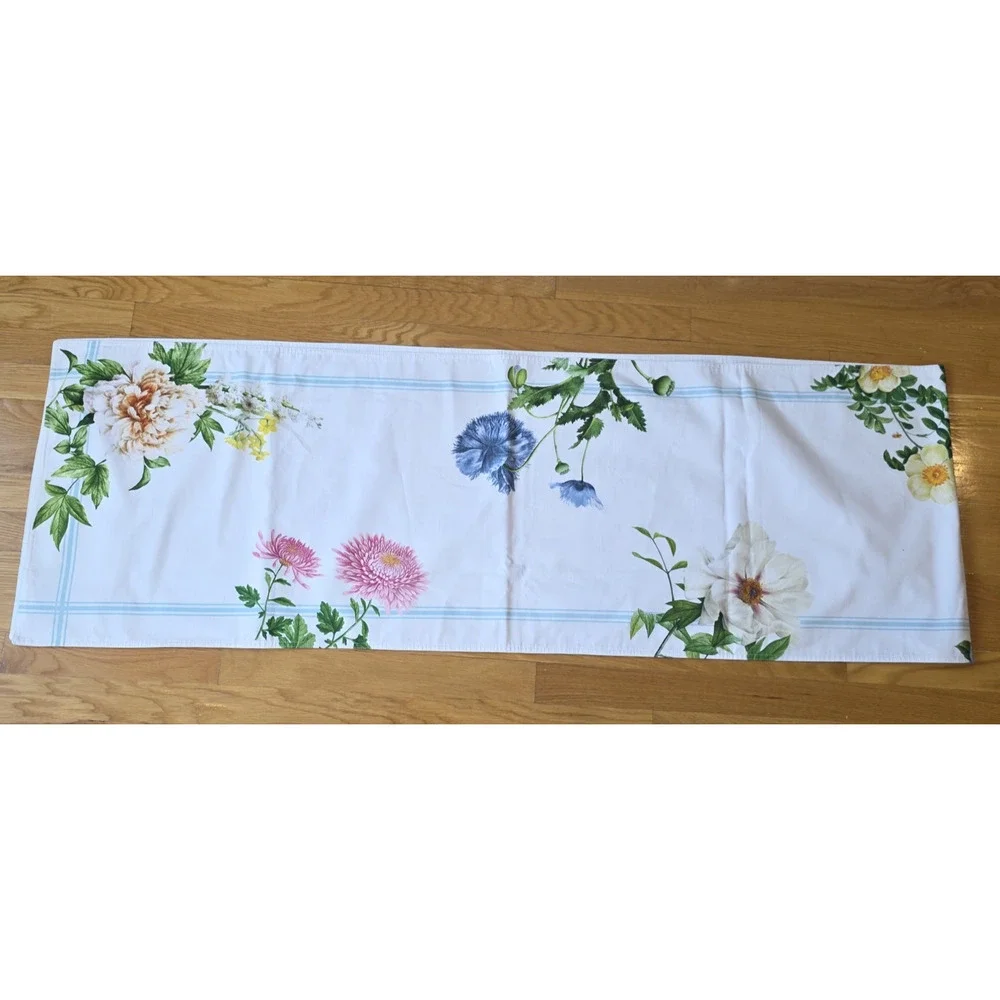 Williams Sonoma Floral Botanical Table Runner 18x109 Blue Pink Cottagecore